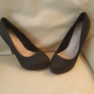 Mix No. 6 Black Platform Pumps